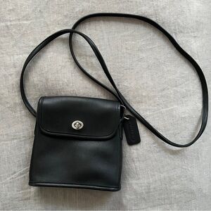 Vintage Coach Tango Flap #9049 Crossbody Handbag